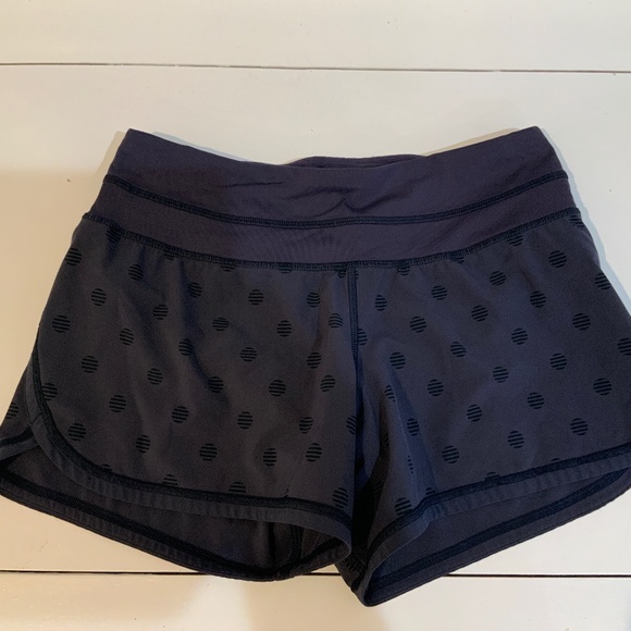 Lululemon Athletic Shorts - Picture 1 of 3